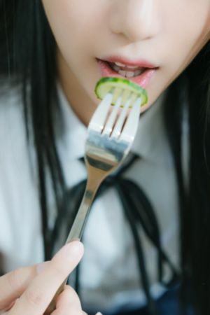 国产奔驰是梅赛德斯吗_高清高清在线观看