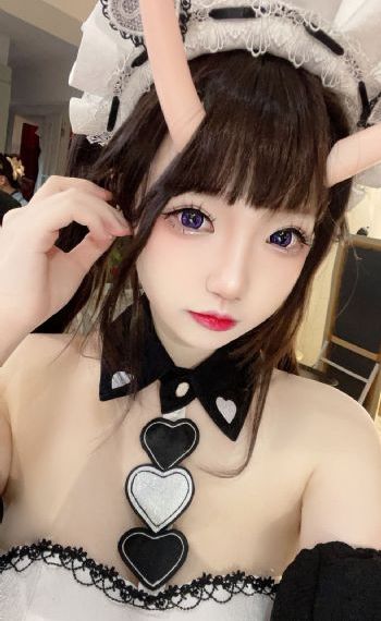 欧美忧郁女生头像图片_1080PBD在线观看