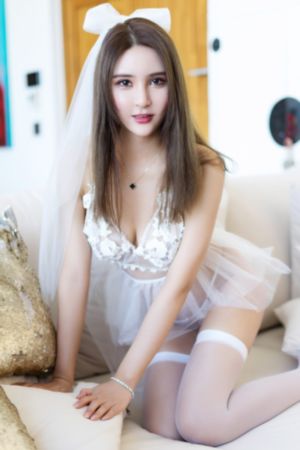 欧美风窗帘图片_720免费全集观看
