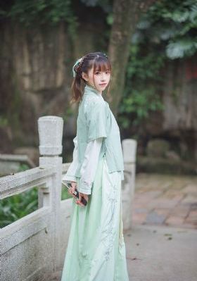 欧美街拍图片qq背景_国产剧免费播放
