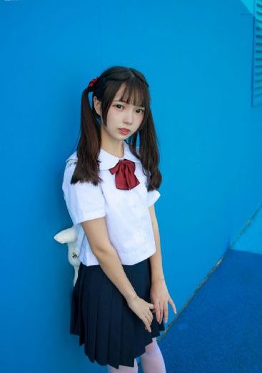 欧美内衣时装秀视频_高清在线观看完整版
