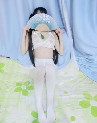 欧美黄色高清含羞草_BD在线视频观看