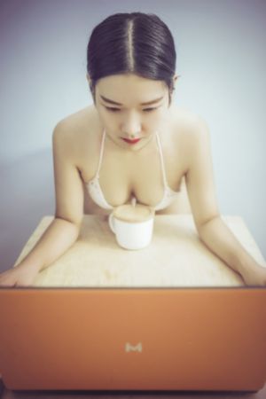 欧美人才培训基地_BD英语超清在线观看