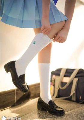 日韩美香港三级毛片_4K免费播放