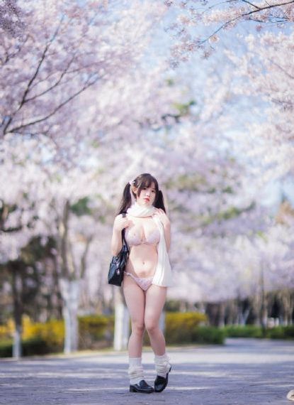 美女午夜精品国产福利_4K高清免费观看