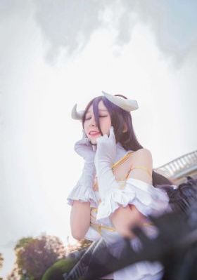 俄罗斯大胸奶头_HD全集在线观看